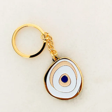 Load image into Gallery viewer, White eye keyring bombonniere